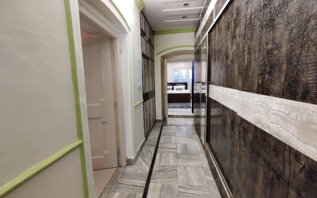 EARTH 3BHK By Wabi Sabi Stays
