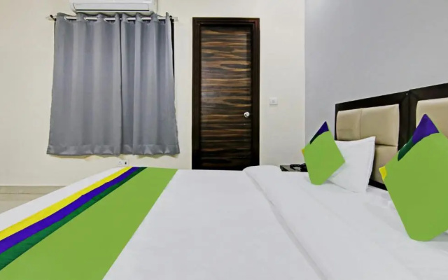 Treebo Modern Stays