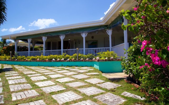 Windjammer, 4BR by Jamaican Treasures in Boscobel, Jamaica from 159$, photos, reviews - zenhotels.com hotel front