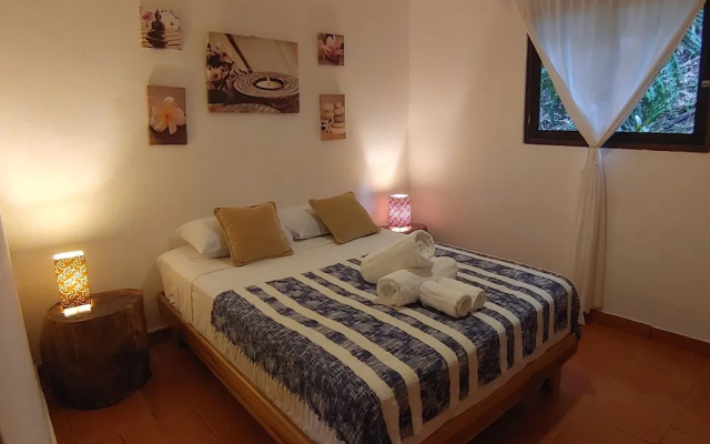Colibri Surf House & Flats