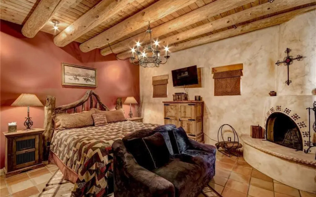 Cowboy Villa by Ruidoso Vacation Rentals