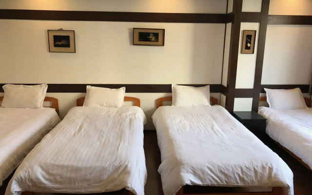Naniwa Guest House Kuromon