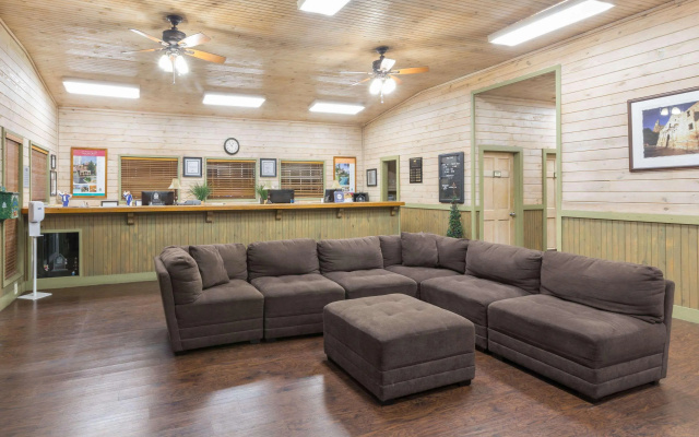 Travelodge Inn and Suites San Antonio