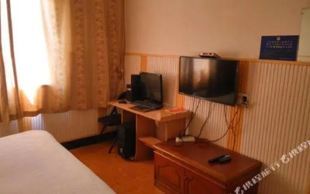 Xiaolan Hostel