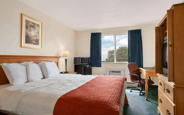 Travelodge Port of Tacoma