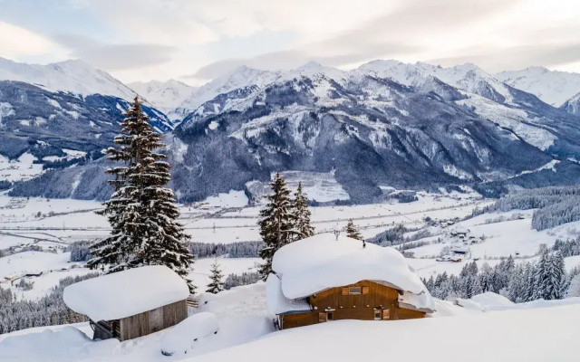 Chalet in Hollersbach Near Kitzbuhel Ski Lift