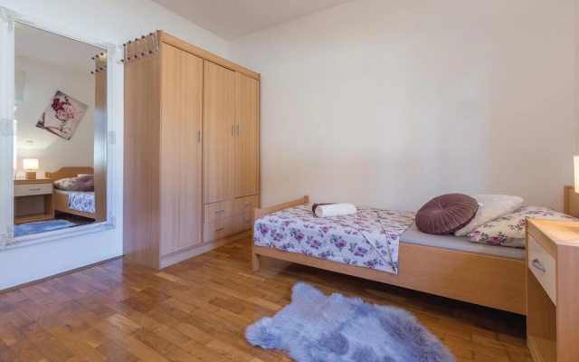 Beautiful Home in Savudrija With Wifi and 3 Bedrooms