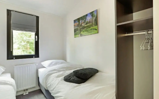 Modern Chalet With Nice Sliding Doors Near Lochem