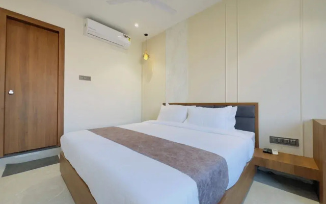 Travinities Hotel Avni Palace