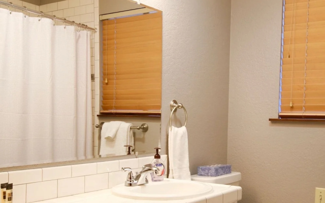 Pet-Friendly 8 Leisure Home features Private Hot Tub and Gas BBQ by RedAwning