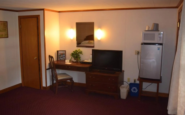 Country Acres Motel