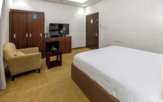Golden Garden Hotel