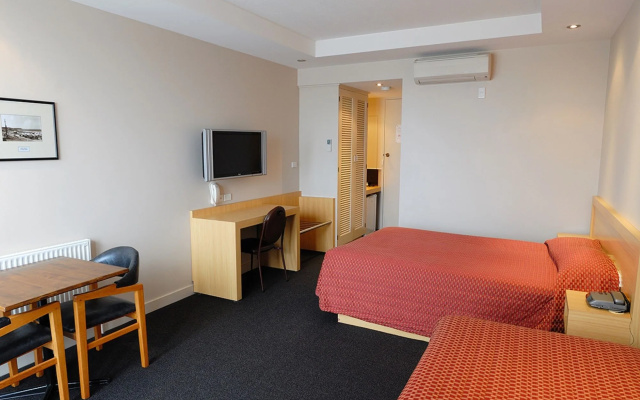 Richmond Henty Hotel