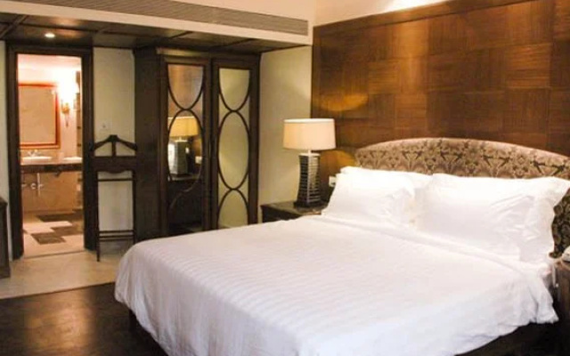Quality Inn Shravanthi