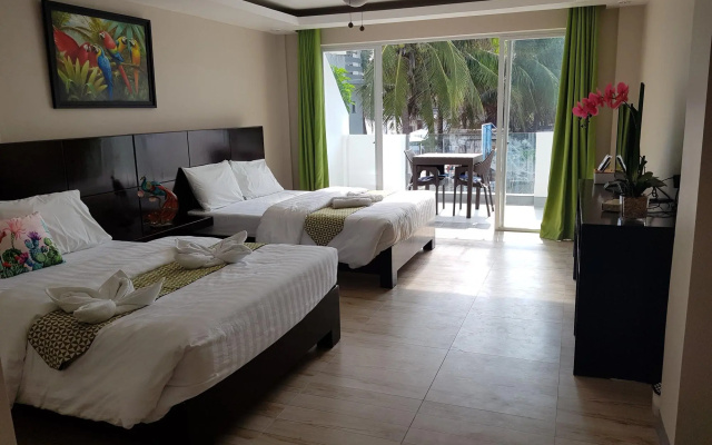 Casa Almarenzo Bed & Breakfast