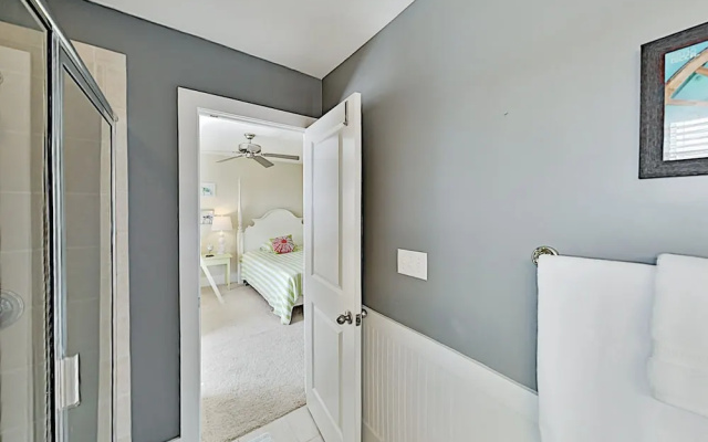 35laurst 5 Bedroom Home