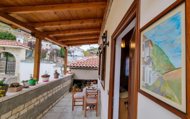 Arben Qemeri Guest House