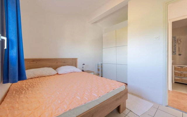Nice Apartment in Vir With 1 Bedrooms and Wifi