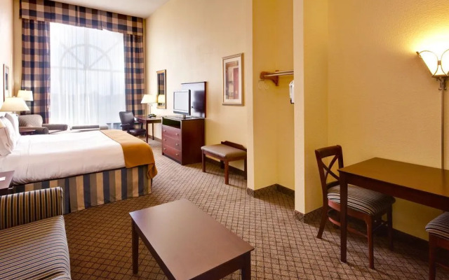 Holiday Inn Express Hotel & Suites Millington-Memphis Area