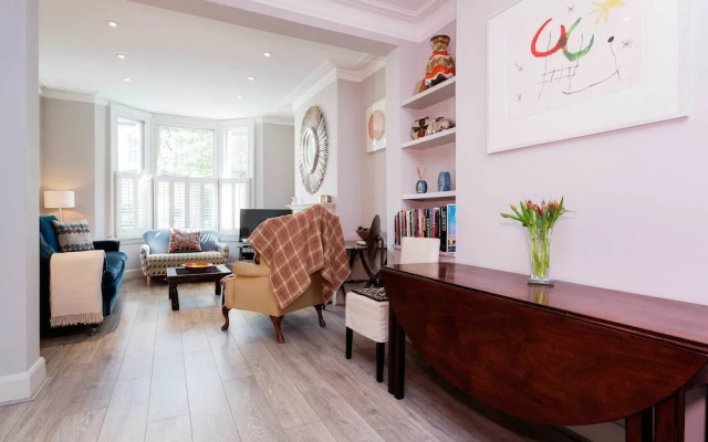 Battersea Retreat