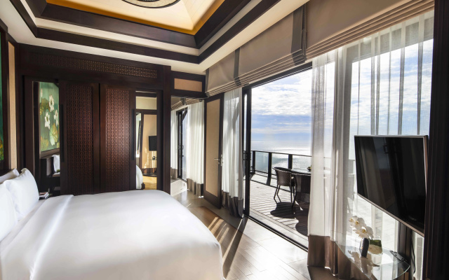Курорт Banyan Tree Lang Co