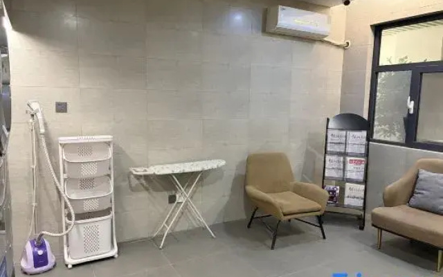 Homeinn · neo (Qingdao Licun Subway Station Pedestrian Street)