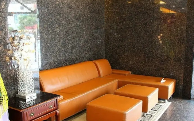 Kaja Hotel