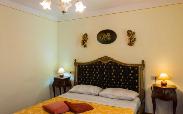 Nice Farmhouse in Montecatini Terme with Sauna & Hot Tub