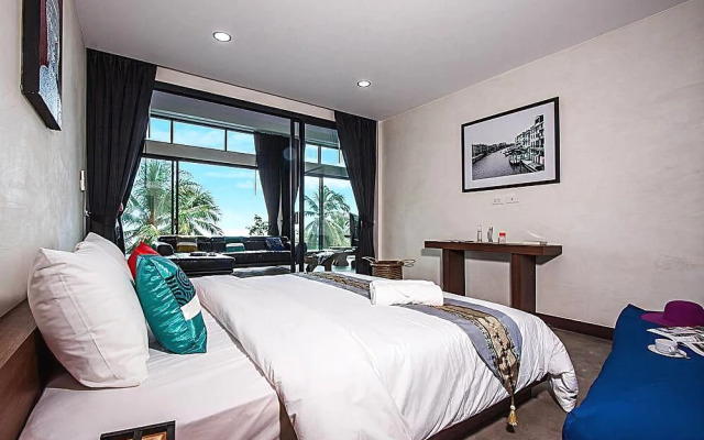 Paritta Sky Villa A 2 villas with 3 beds each