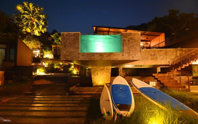 The Cabin Beach Resort