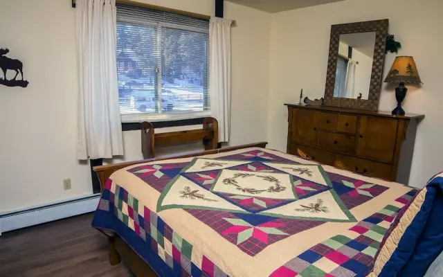 Elkhorn Condo by Rocky Mountain Resorts