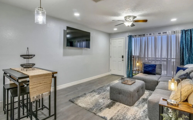 Captain's Cove 105