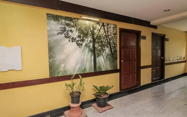Nida Rooms Charoenrat Bangklo Boulevard at Howard Square
