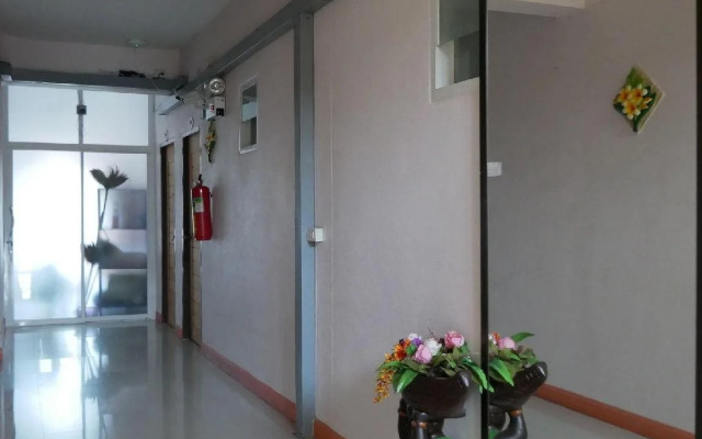 Yungthong Apartment