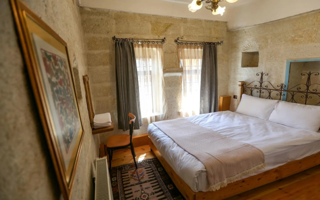 Kookaburra Hotel