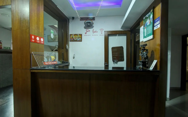 OYO 3837 Confido Inn