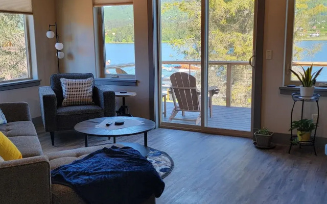 Lakeshore Cabins