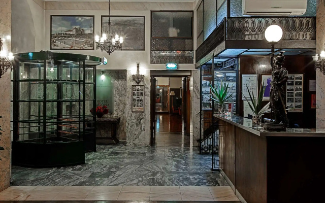Hotel Astoria