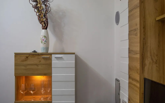 Spacious Holiday Home in Privlaka near Sea Beach