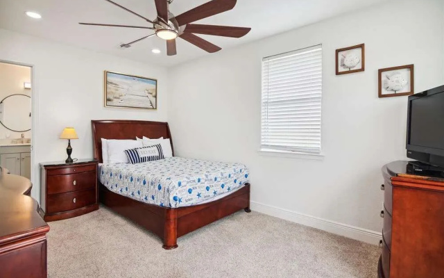 Blue Fin by Ryson Vacation Rentals