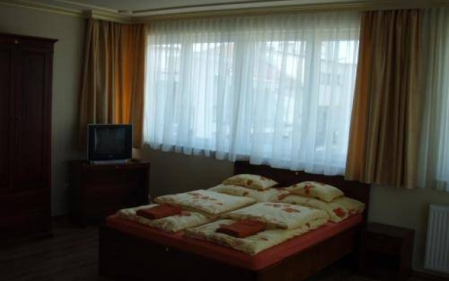 Hotel Kaiser Panzió