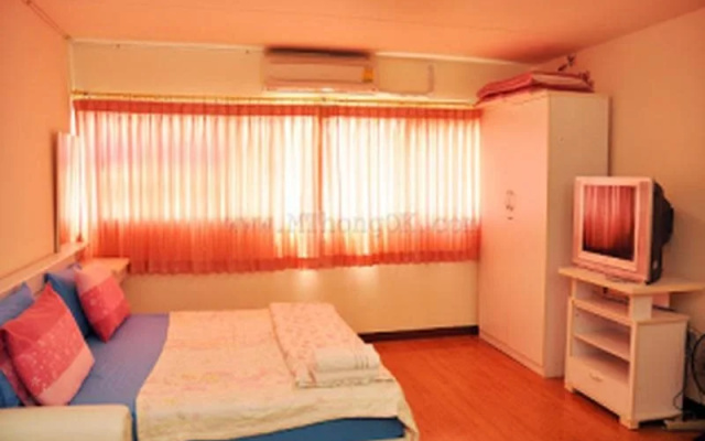 Mthongok at Popular Condo Muengthong Thani