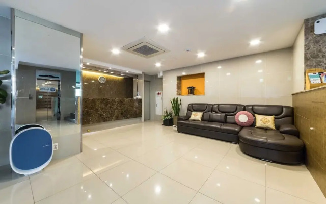 Suwon New M