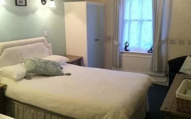 The George Hotel