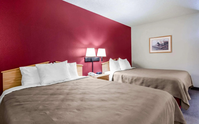 Rodeway Inn Hesston