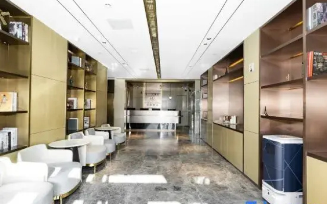Starway Hotel (Beijing Jiuxianqiao Chaoyang High-speed Railway Station)