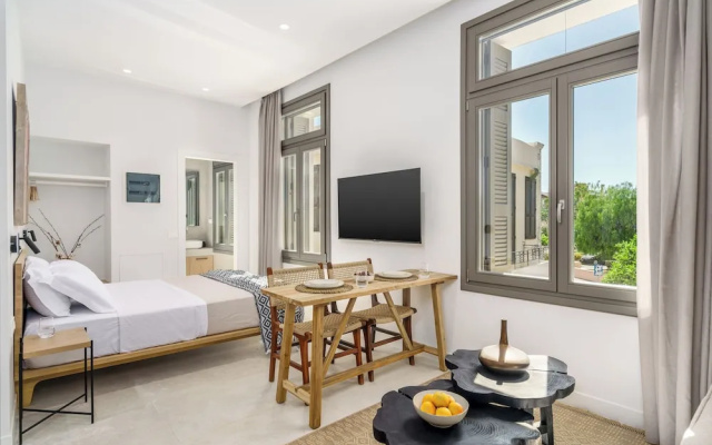 The Old Distillery Premium Suites