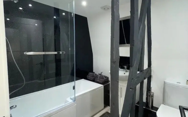 Abacus House Apartments