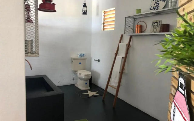 Lashings Boutique Hotel & Villas