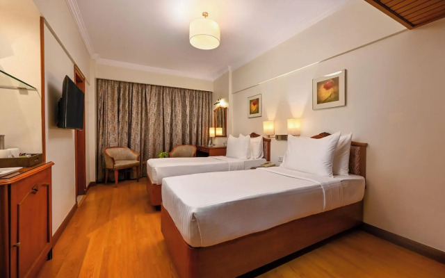 Fariyas Hotel